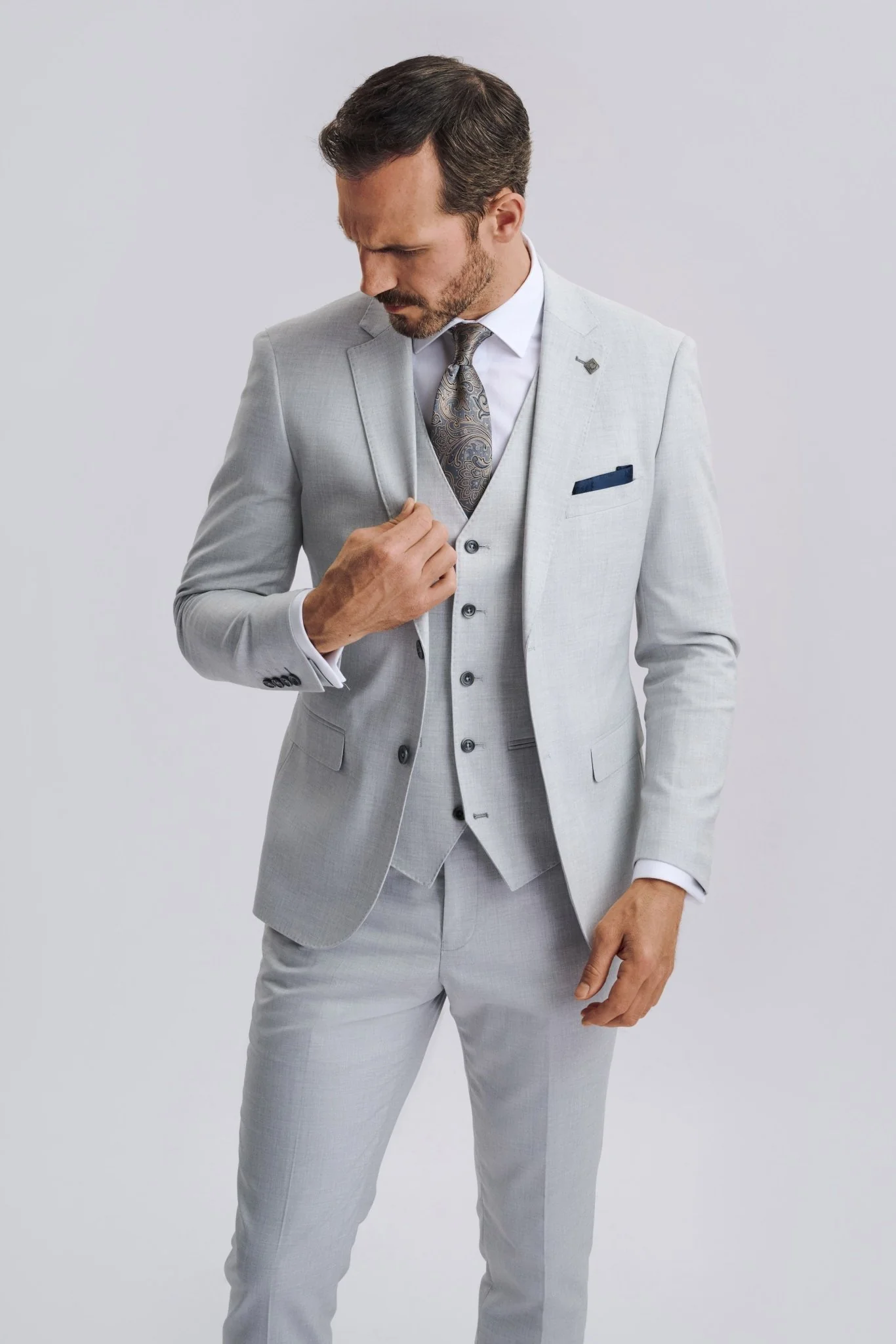 Belmont Silver Men's Three Piece Suit - Image 11