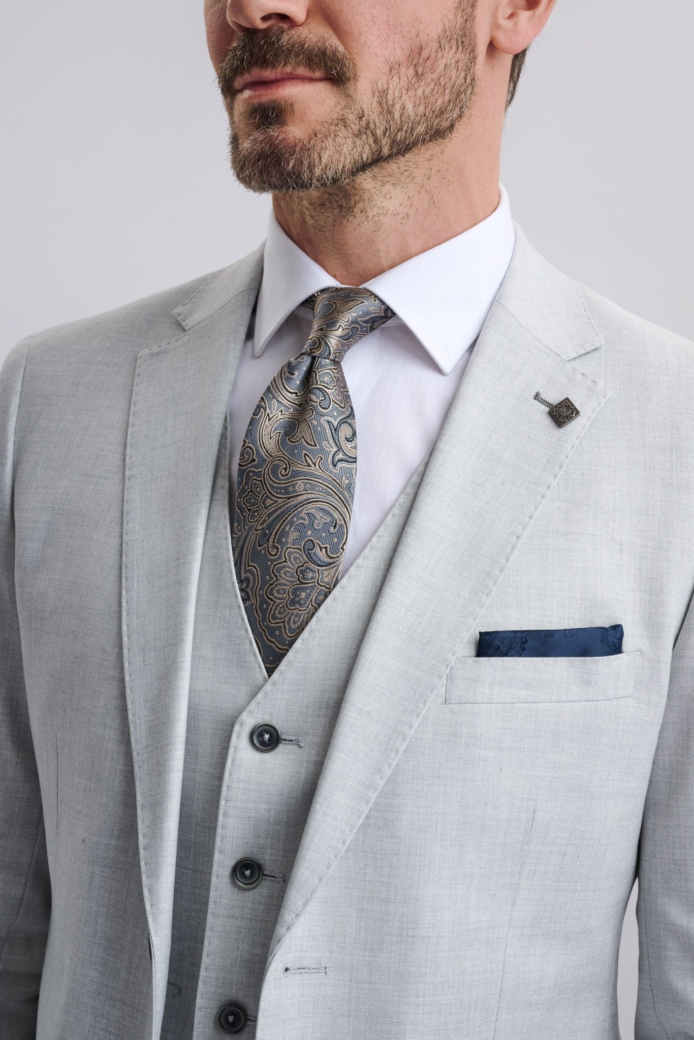Belmont Silver Men's Three Piece Suit - Image 7