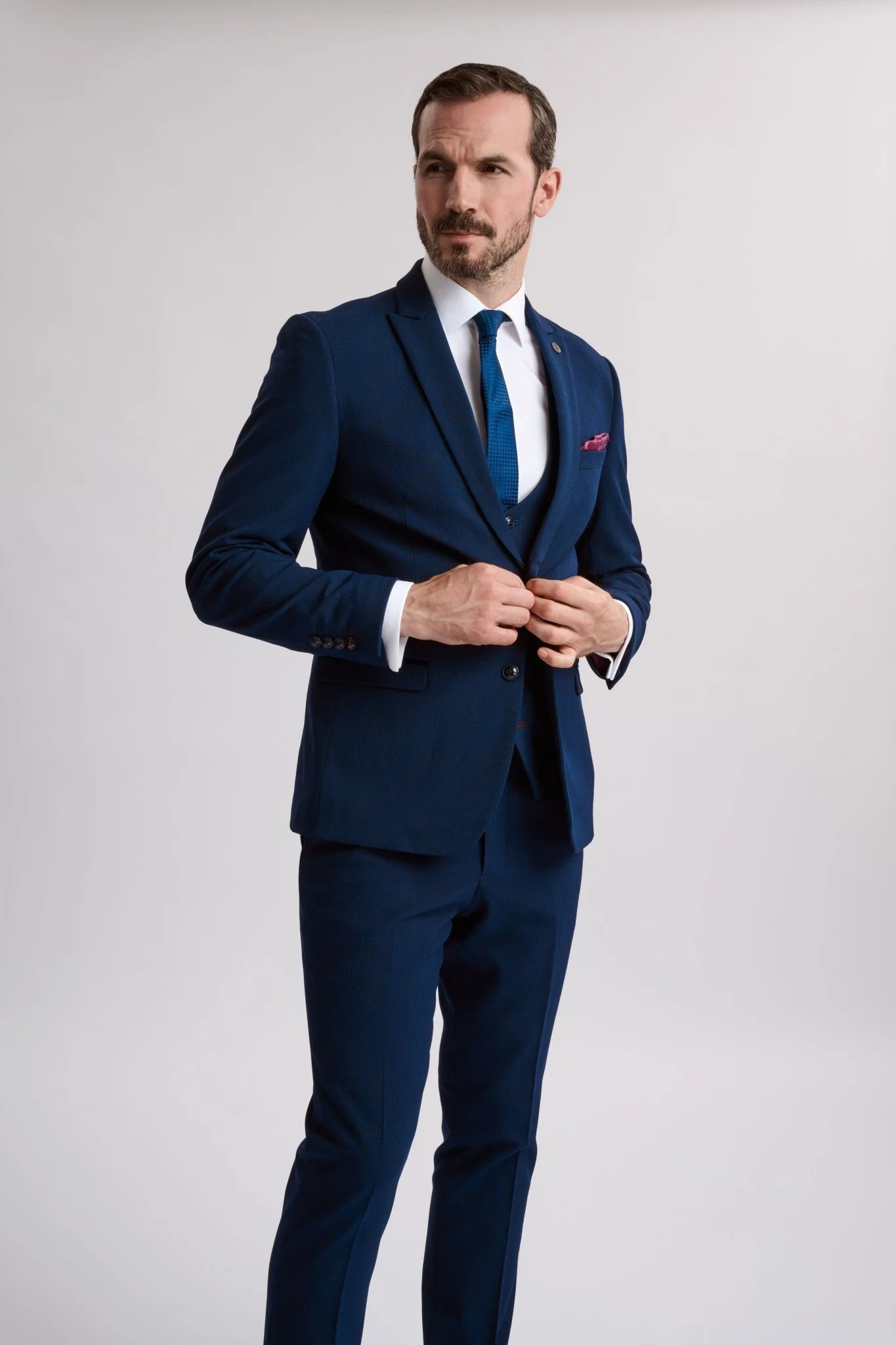 Bromley Navy 3 Piece Suit - Image 3
