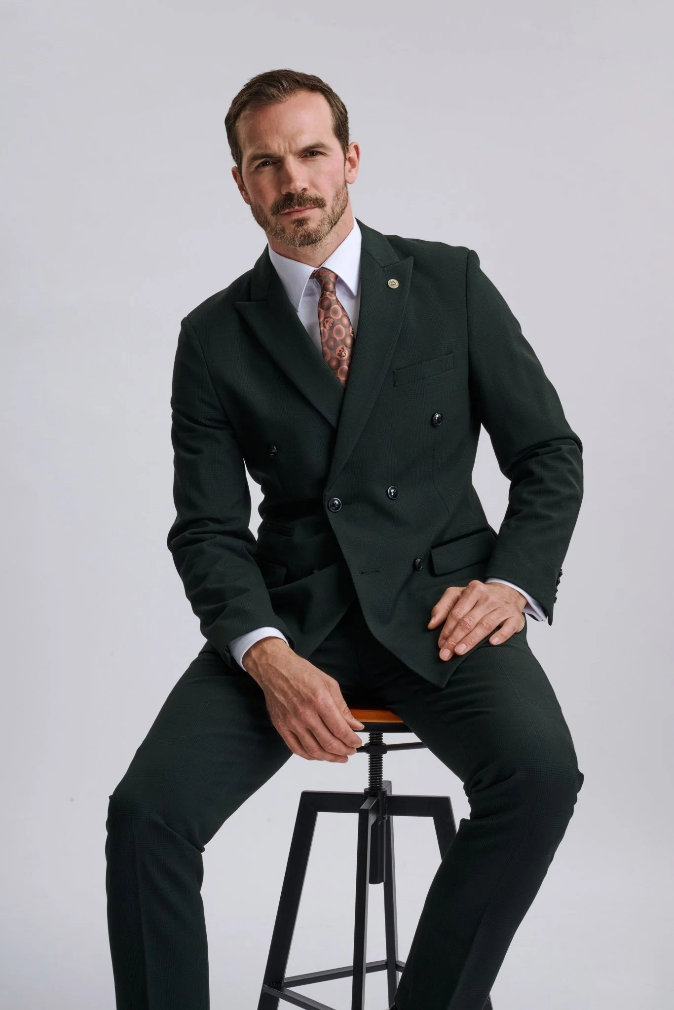 Bromley Olive Green Double Breasted Suit - Image 9