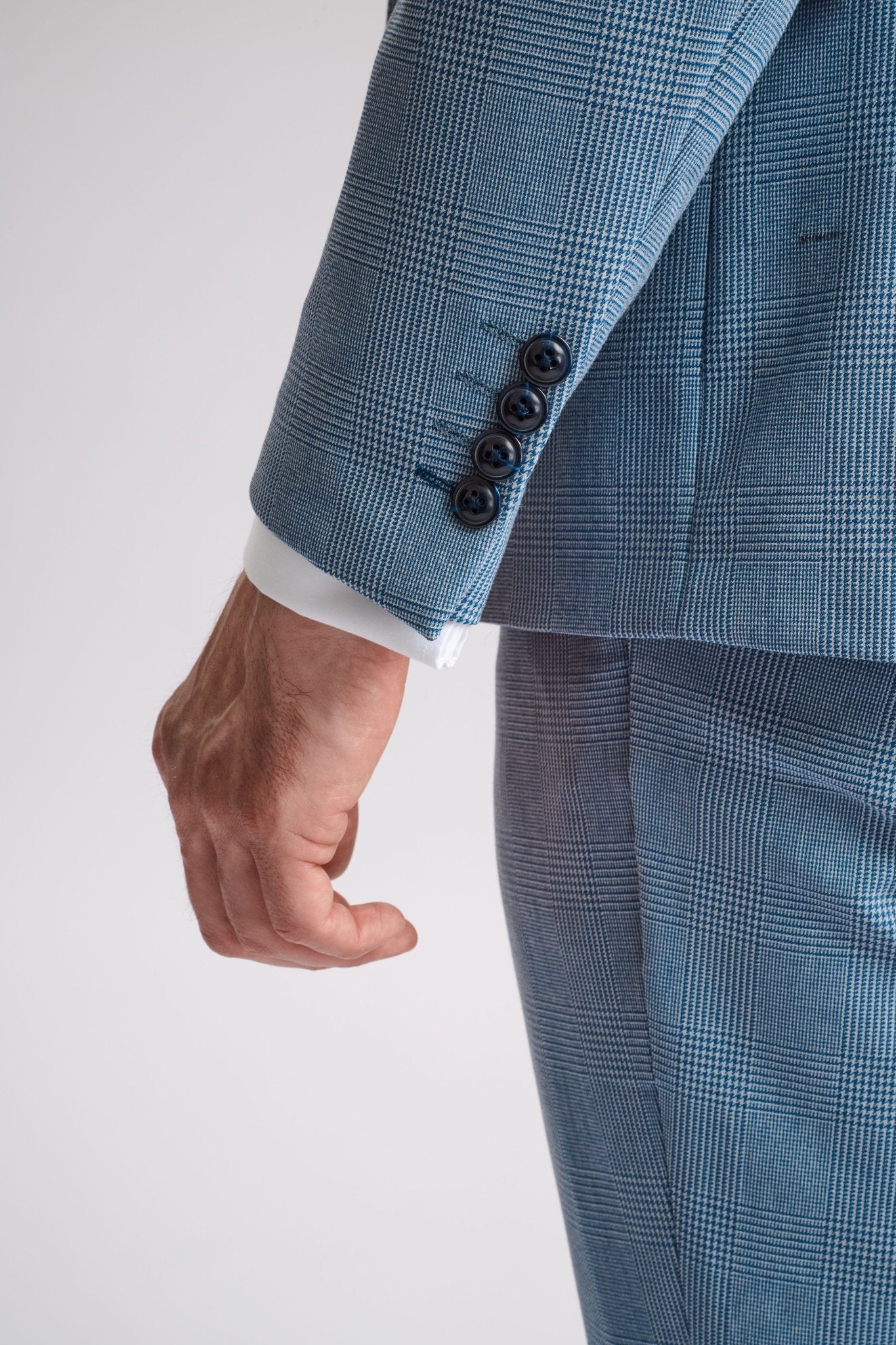 Bromley Sky 3 Piece Suit - Image 6