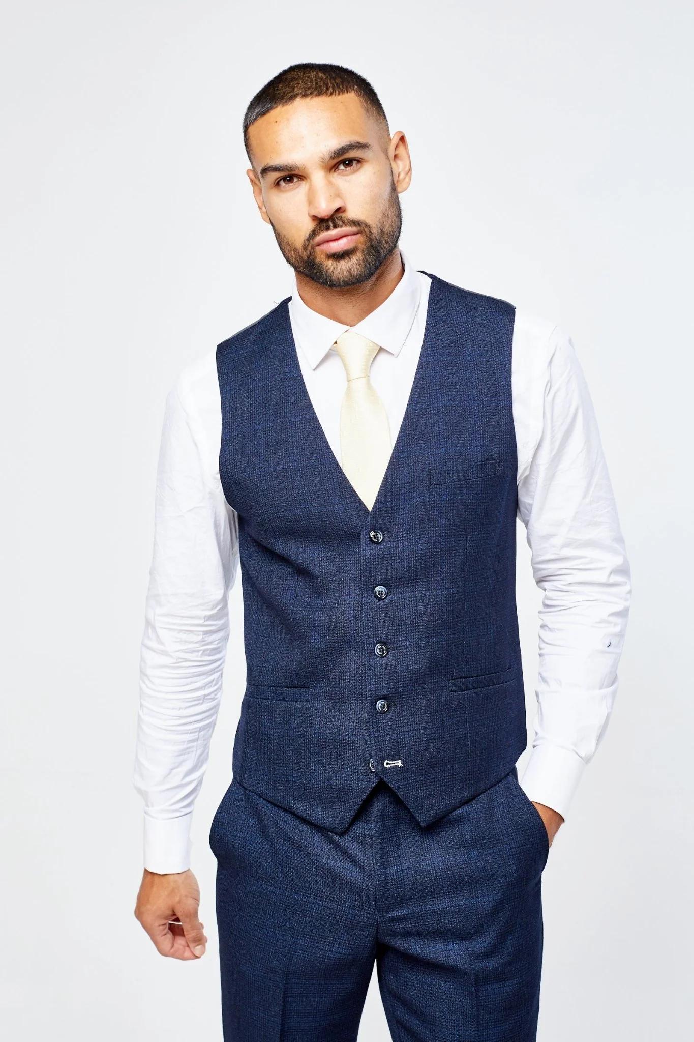 Caridi Navy Check Three Piece Suit - Image 9