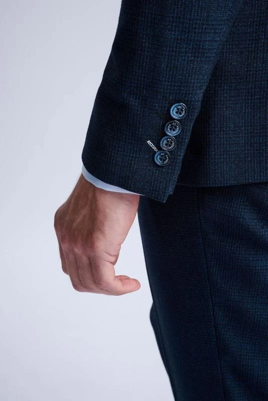 Caridi Navy Double Breasted Two Piece Suit - Image 7