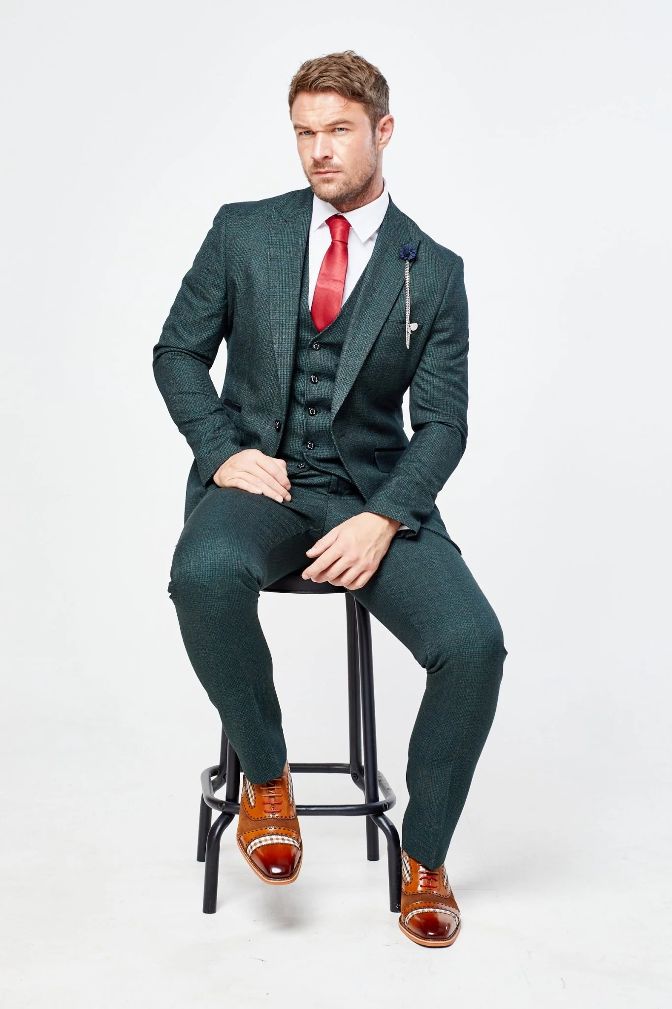 Caridi Olive Check Three Piece Suit - Image 12