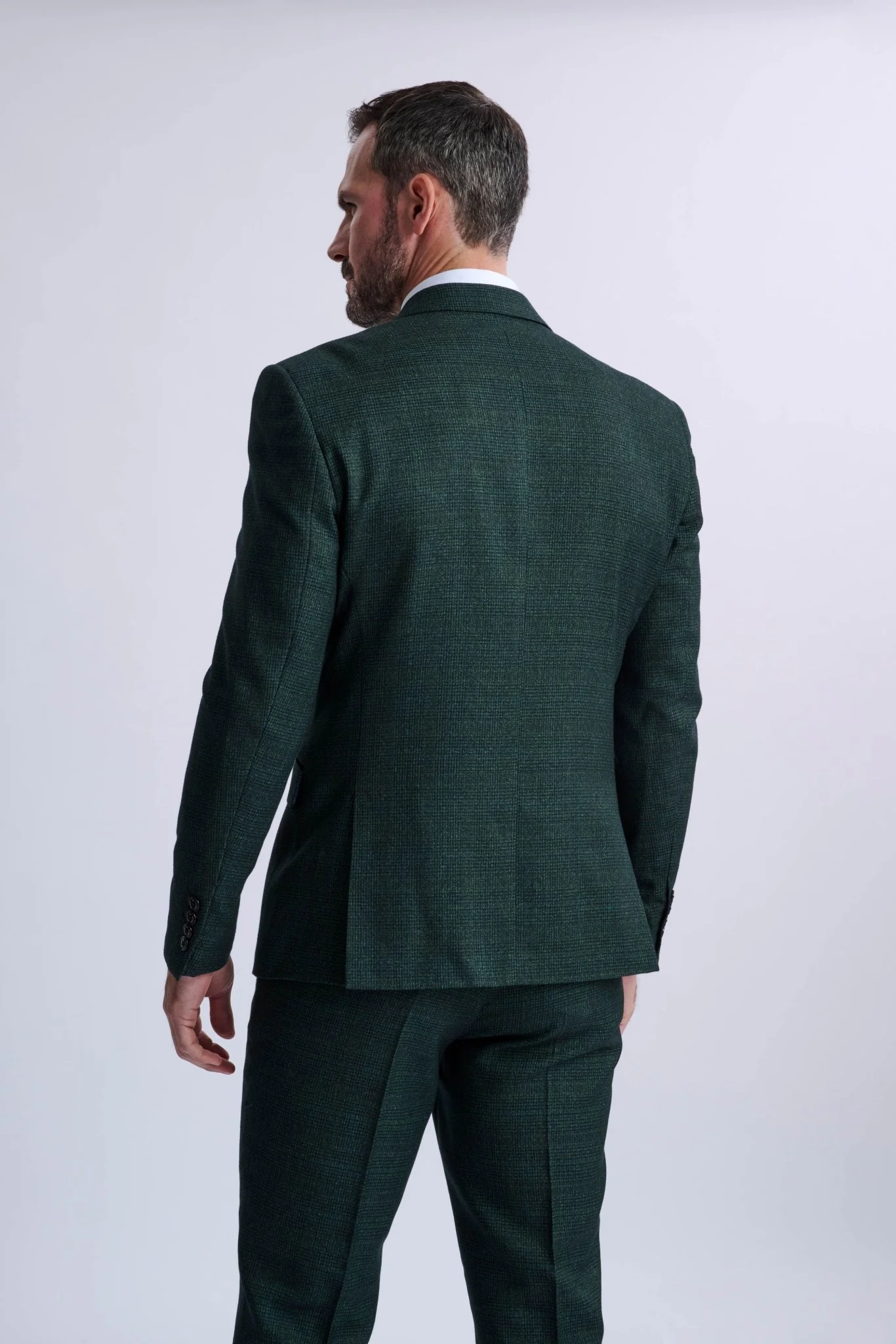Caridi Olive Double Breasted Two Piece Suit - Image 4