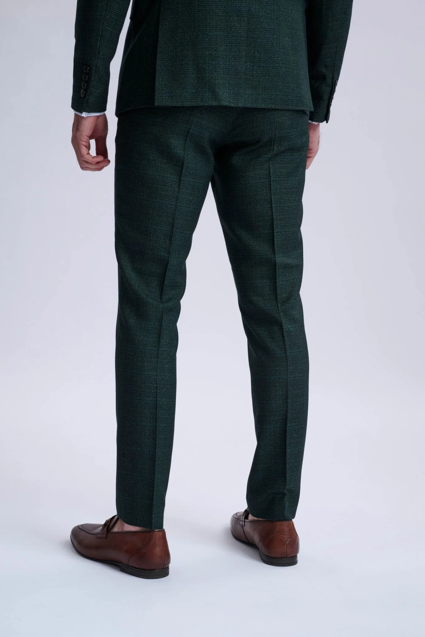 Caridi Olive Double Breasted Two Piece Suit - Image 6