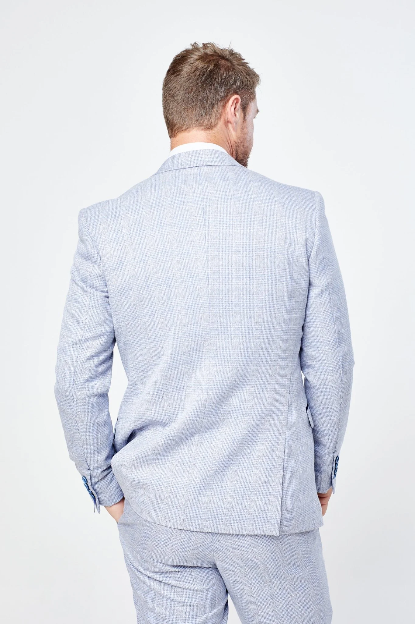 Caridi Sky Short Check Three Piece Suit - Image 6