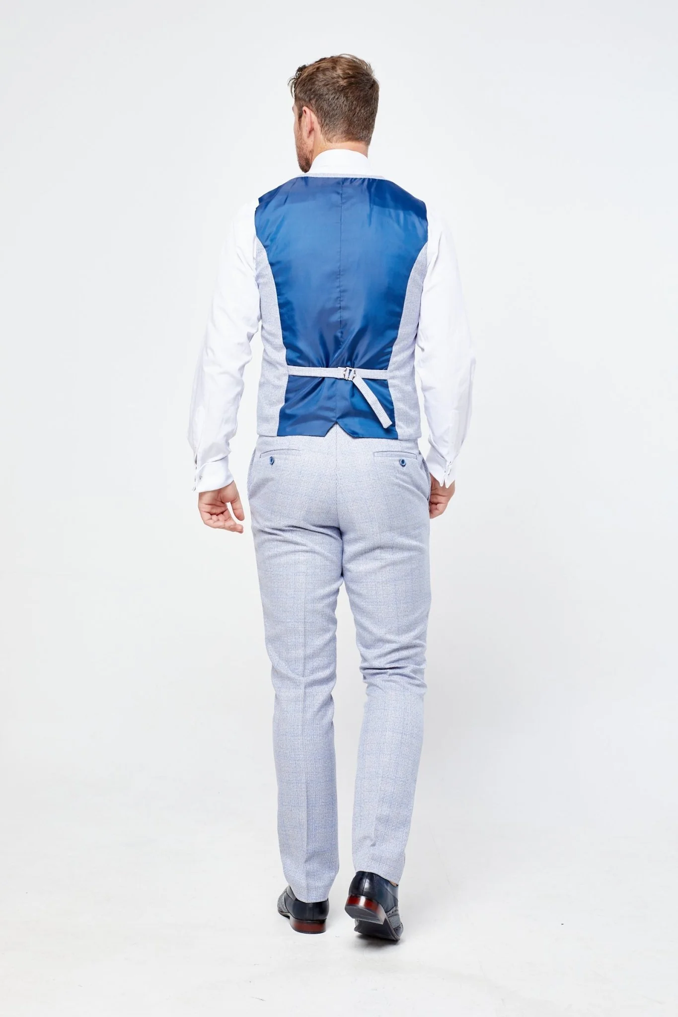 Caridi Sky Short Check Three Piece Suit - Image 7