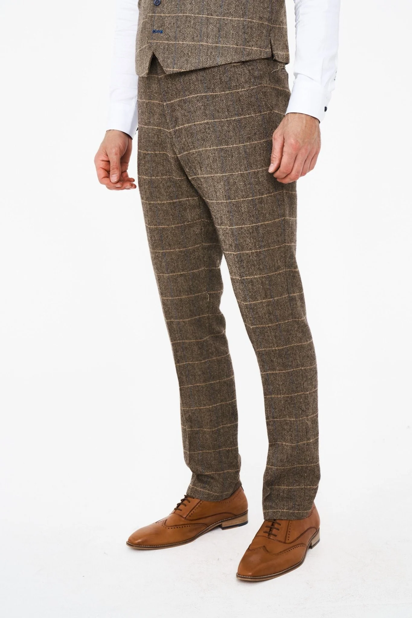 Albert Brown Tweed Three Piece Suit Short - Image 10