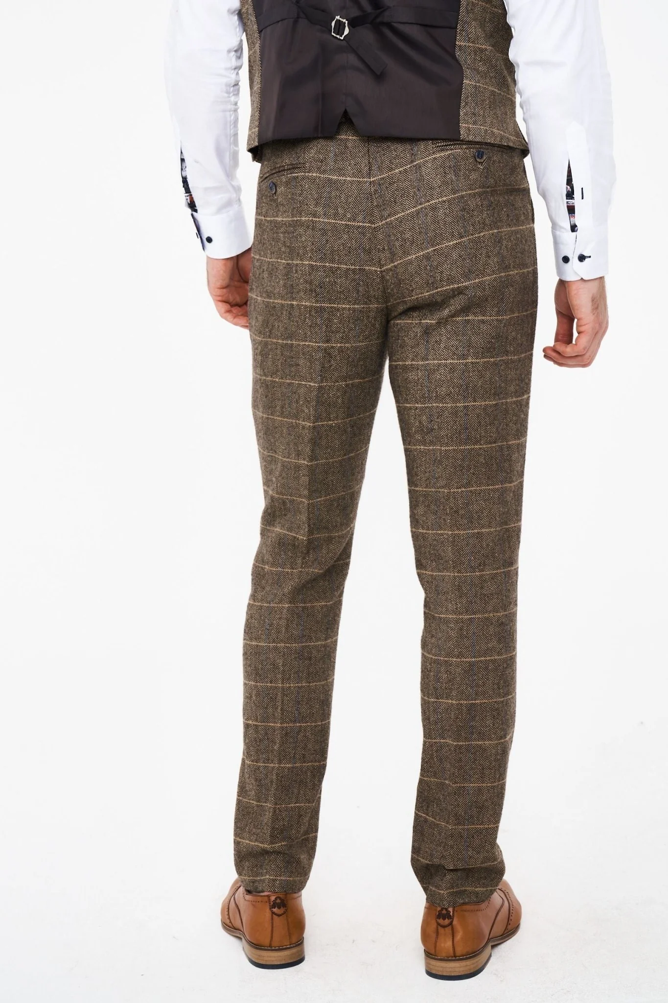 Albert Brown Tweed Three Piece Suit Short - Image 9