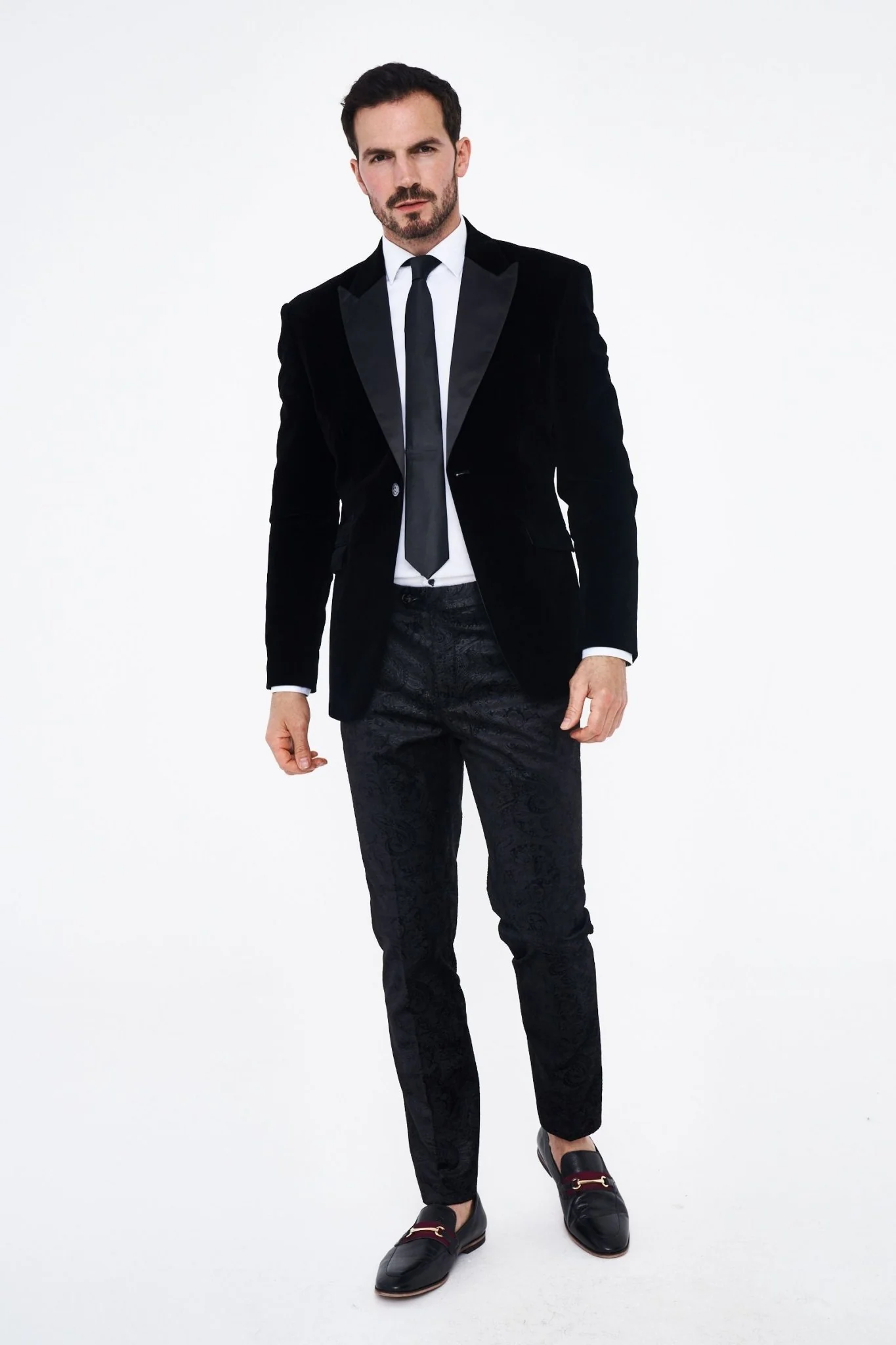 Cavani Rosa Black Velvet Blazer - Image 5