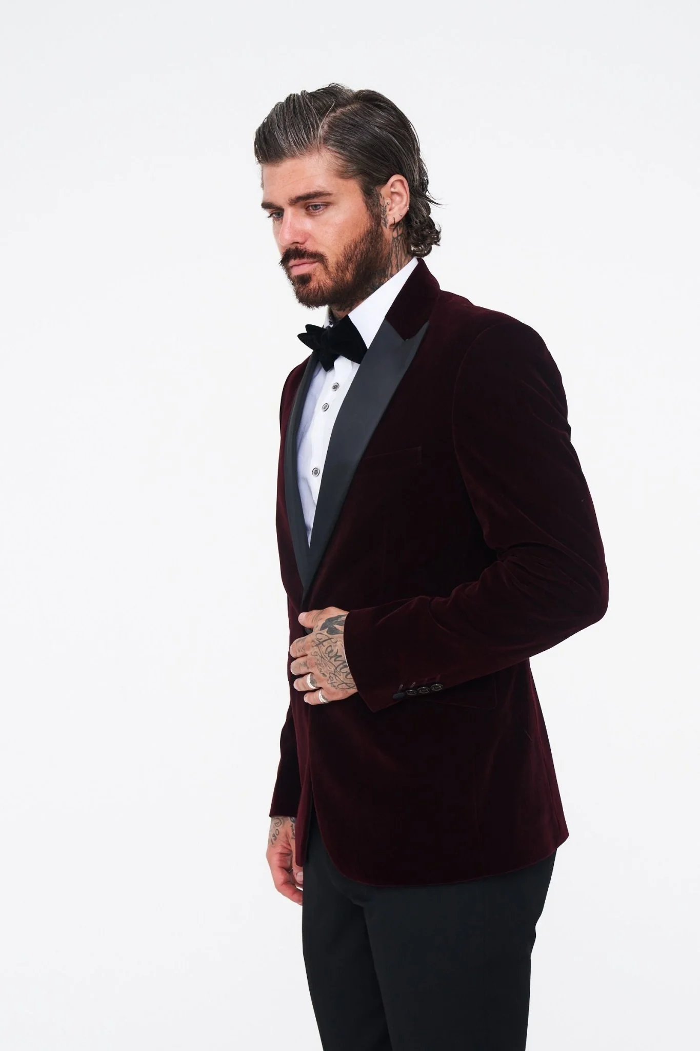Cavani Rosa Wine Velvet Blazer - Image 3