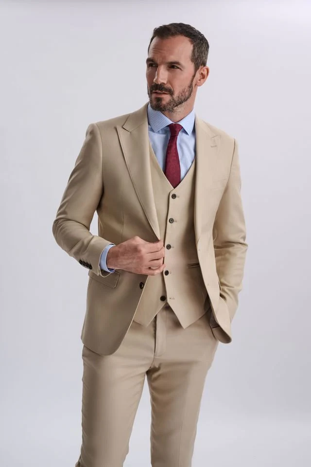 Diaz Beige Three Piece Suit - Image 10