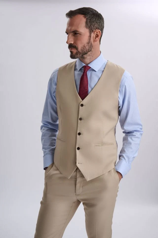 Diaz Beige Three Piece Suit - Image 2