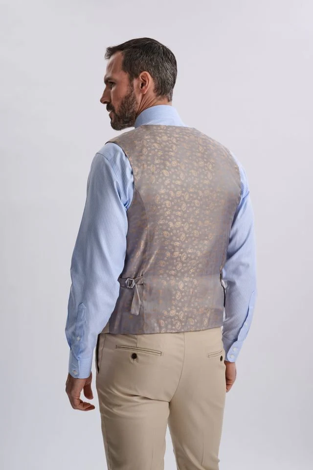 Diaz Beige Three Piece Suit - Image 3