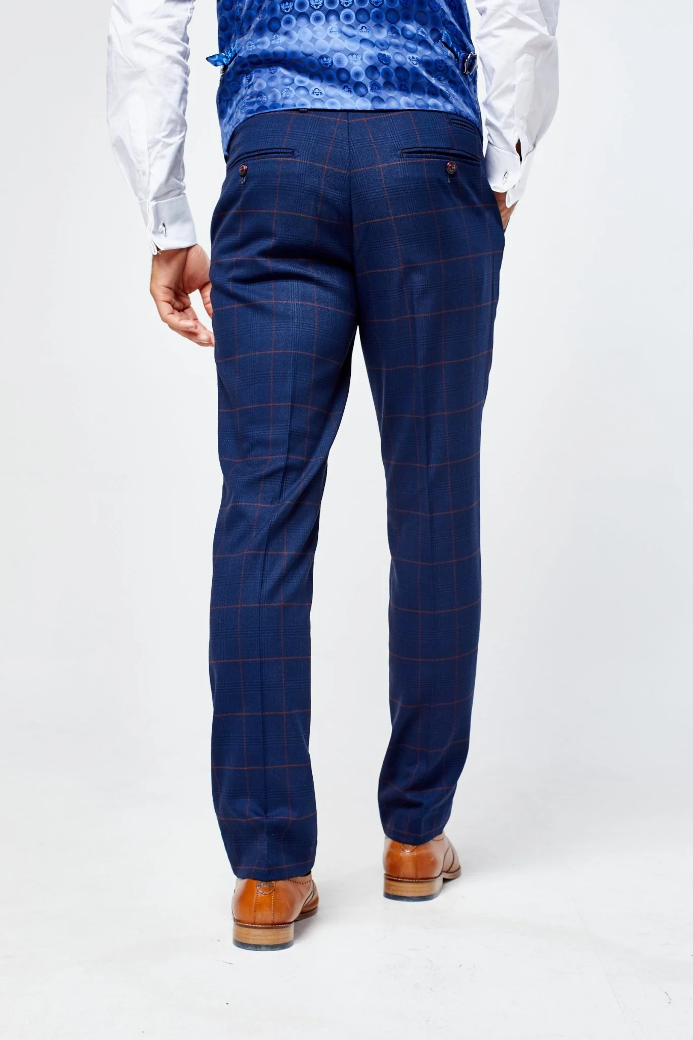Edison Navy Wine Check Three Piece Suit - Image 13