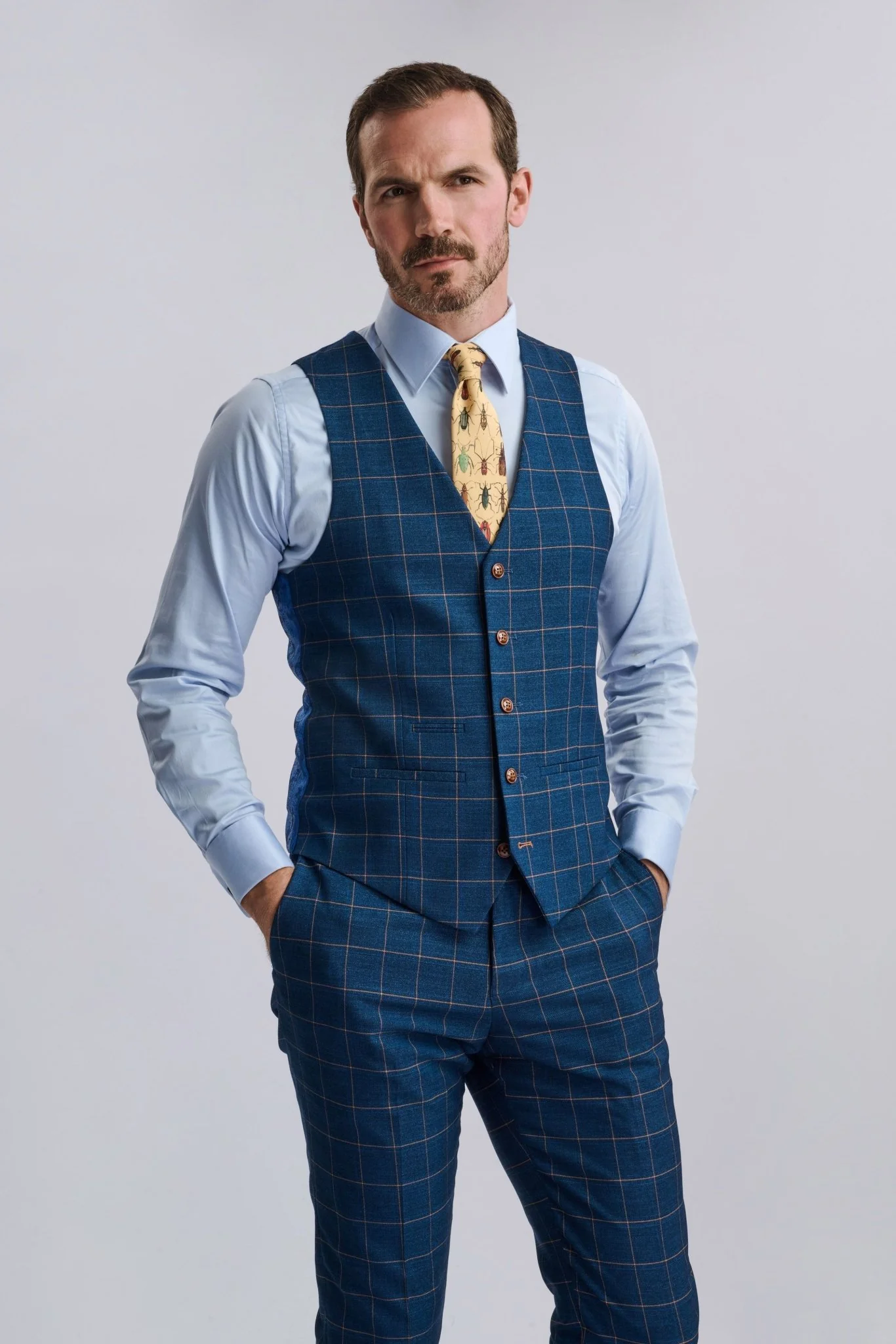 Hamleys Men's Navy Check Three Piece Suit - Image 2