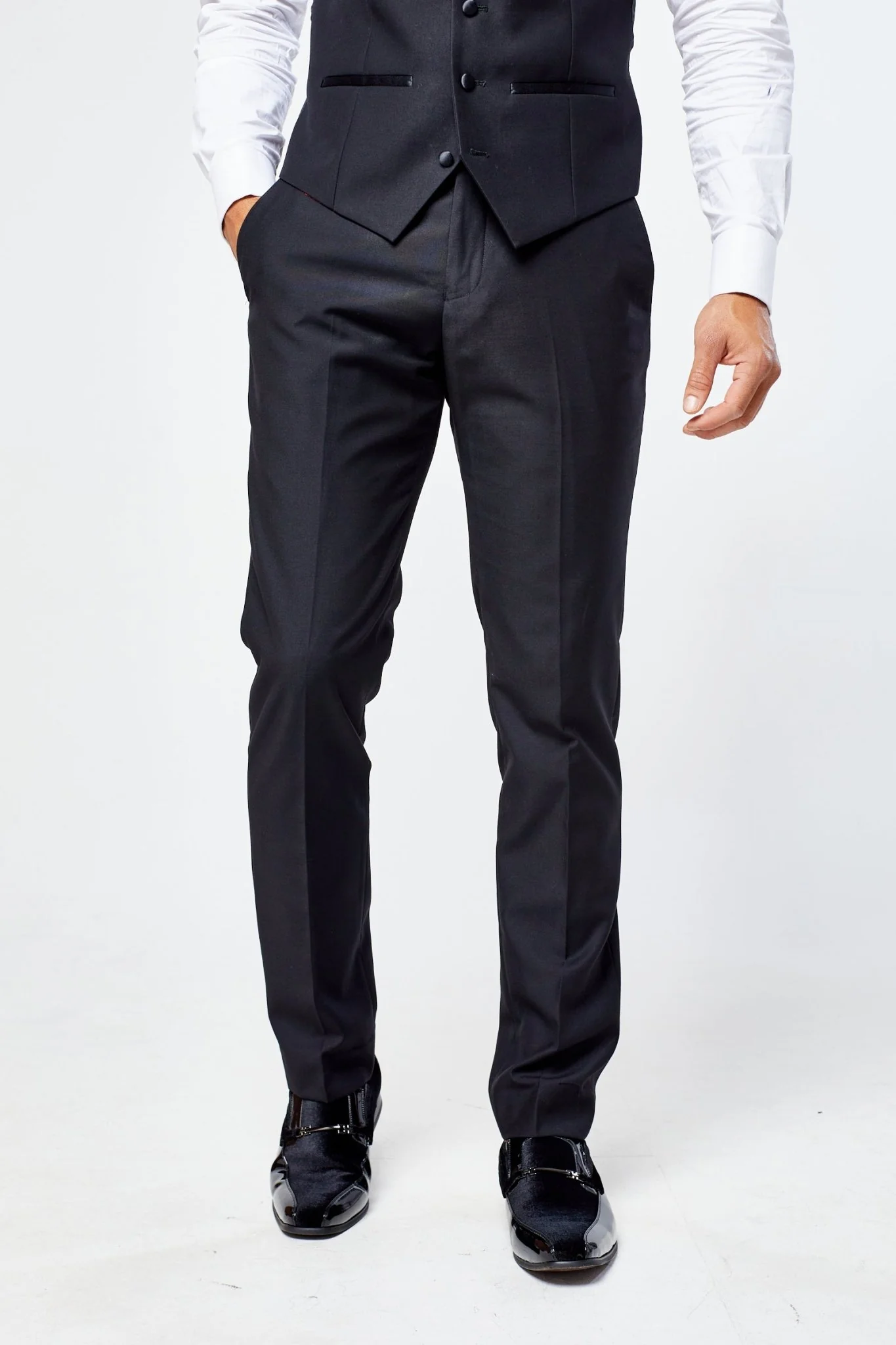 Harry Black Men's Three Piece Suit - Image 10