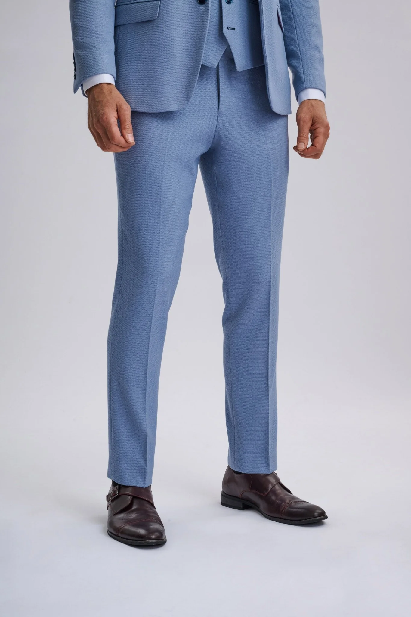 HM5 - Sky Blue Three Piece Suit - Image 7