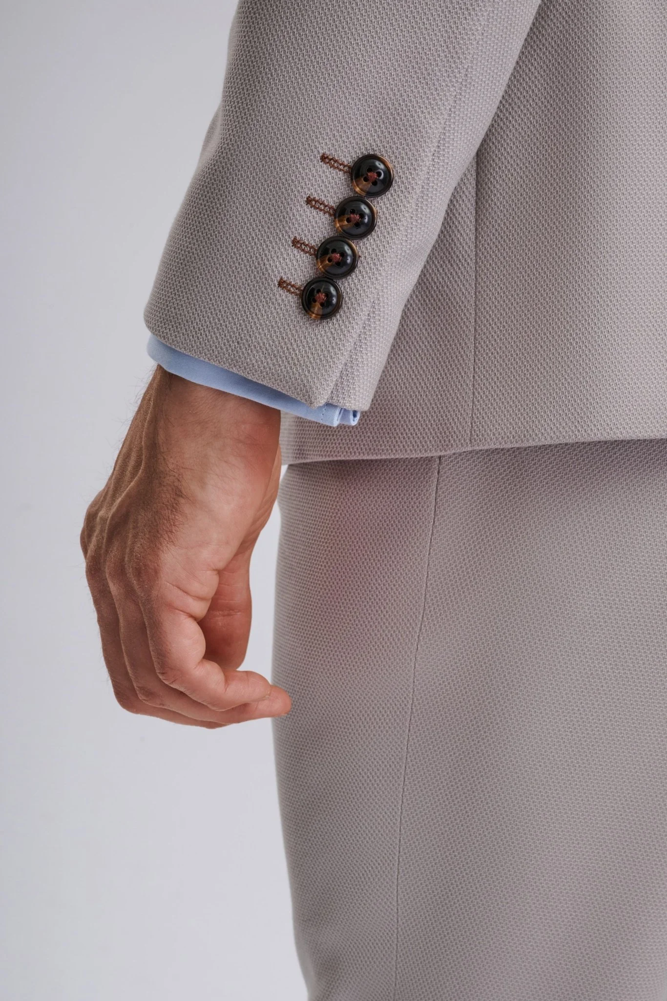 HM5 - Stone Double-Breasted Two Piece Suit - Image 5