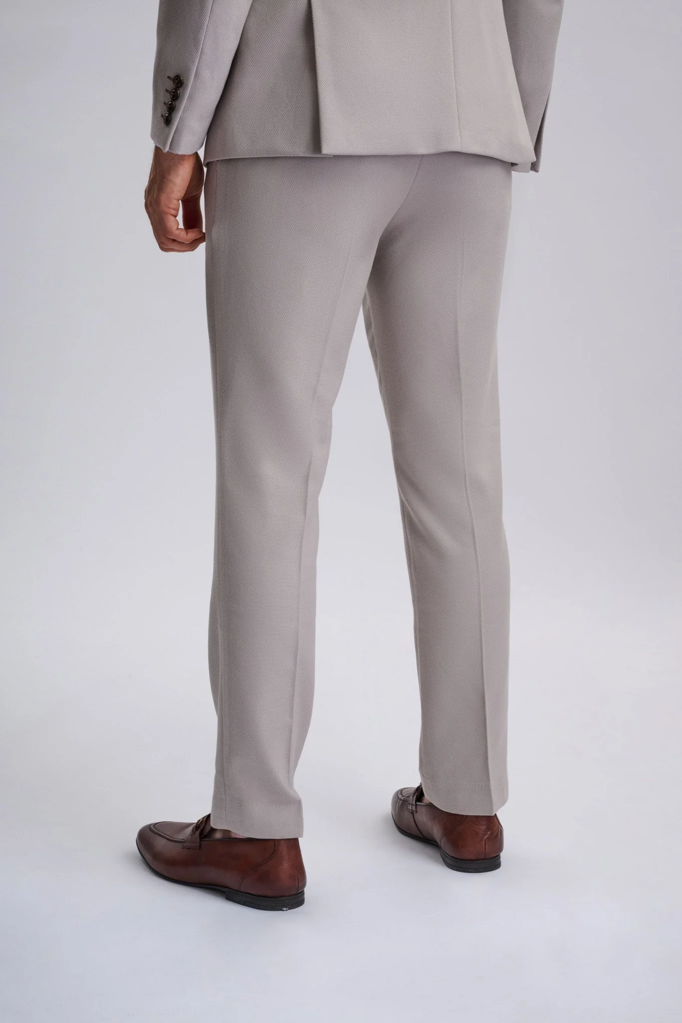 HM5 - Stone Double-Breasted Two Piece Suit - Image 6