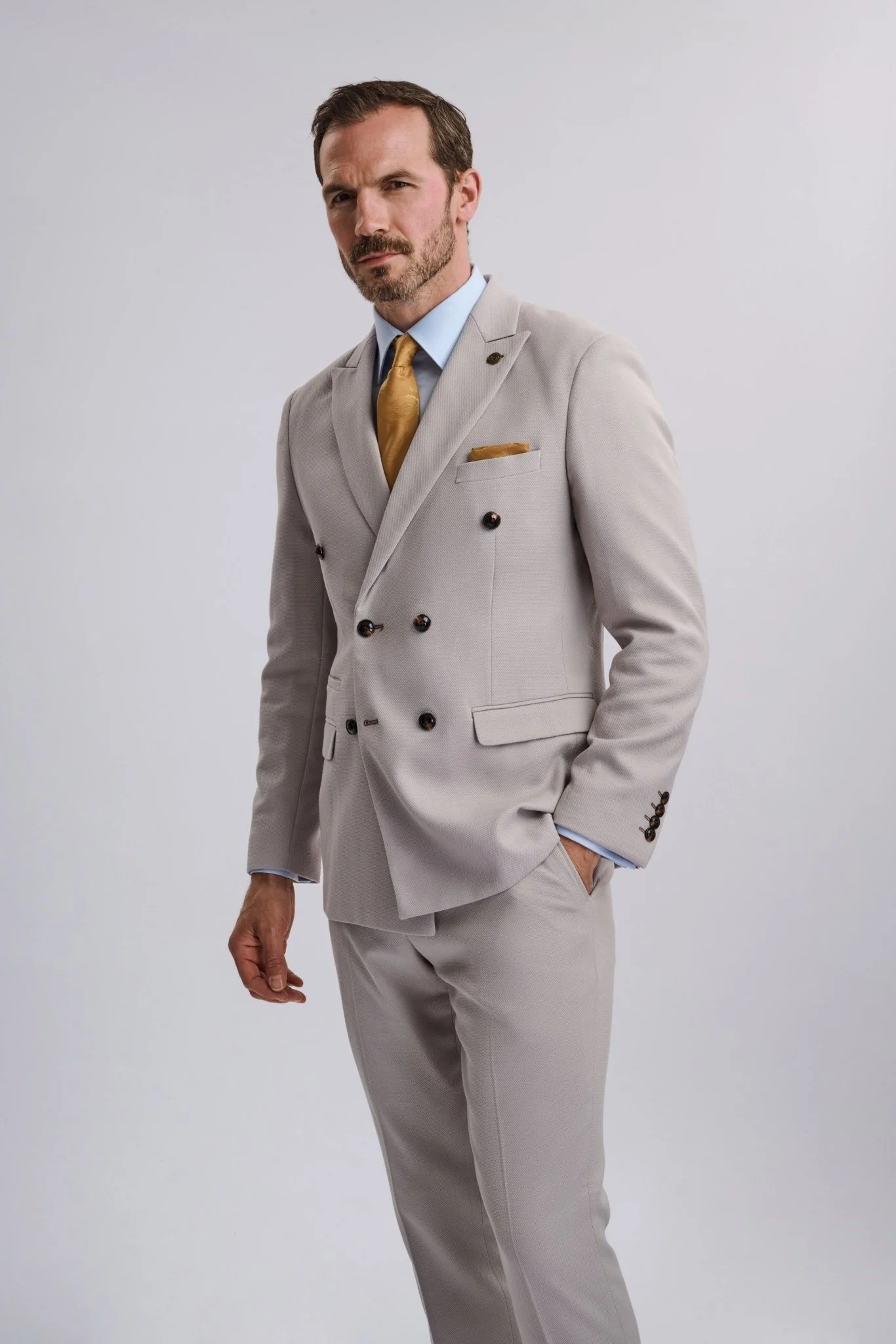 HM5 - Stone Double-Breasted Two Piece Suit - Image 9