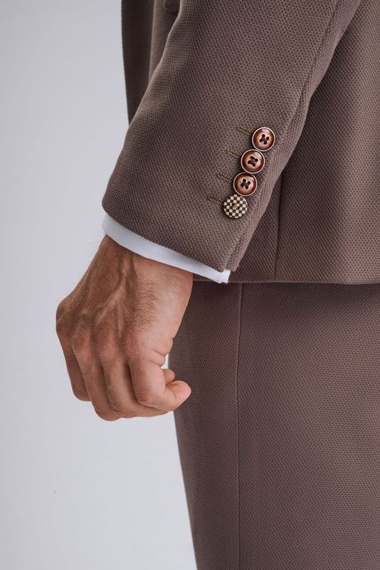 HM5 - Tan Tailored Three Piece Suit - Image 8