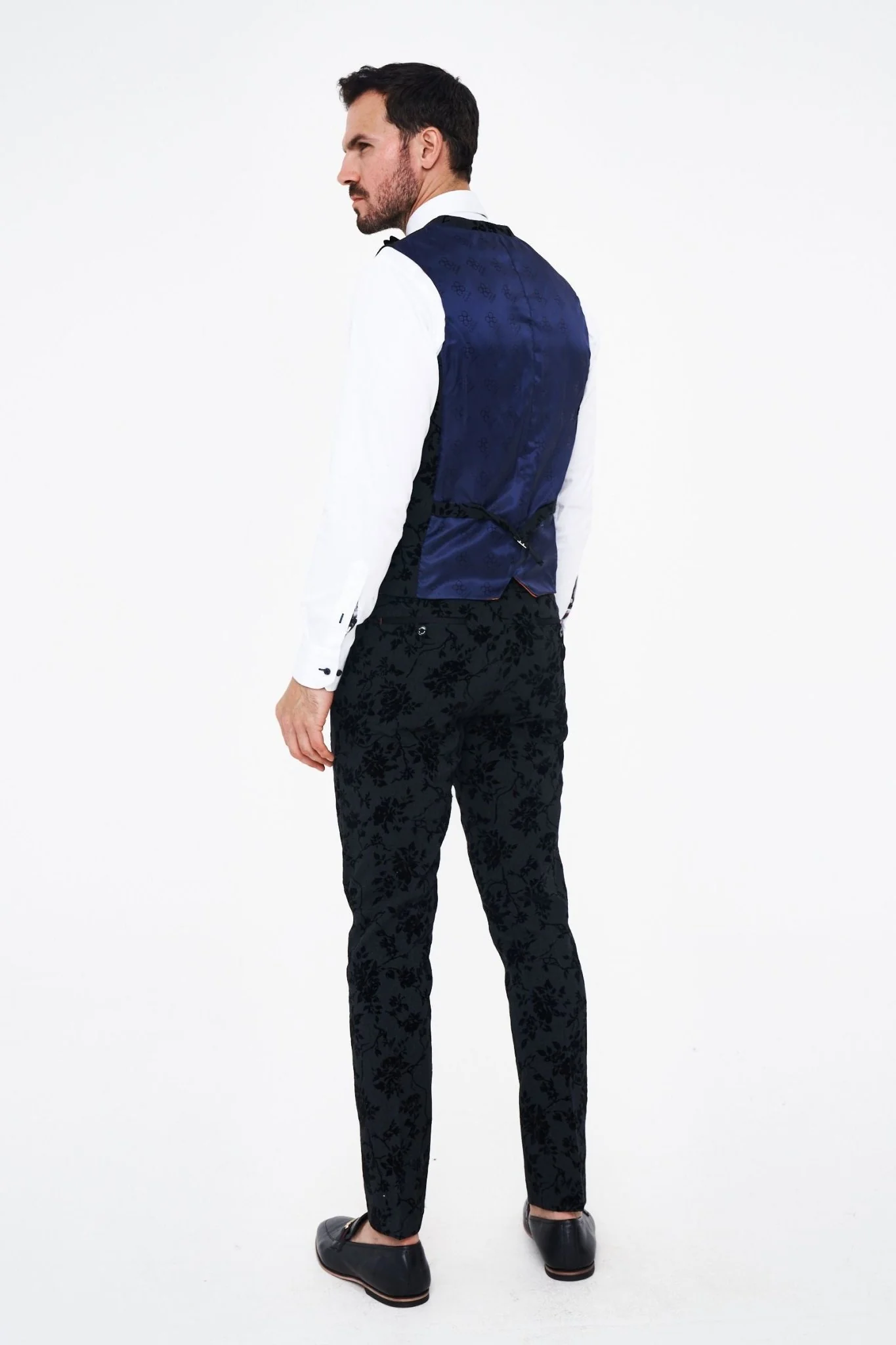 House of Cavani Georgi Floral Three Piece Suit - Image 4