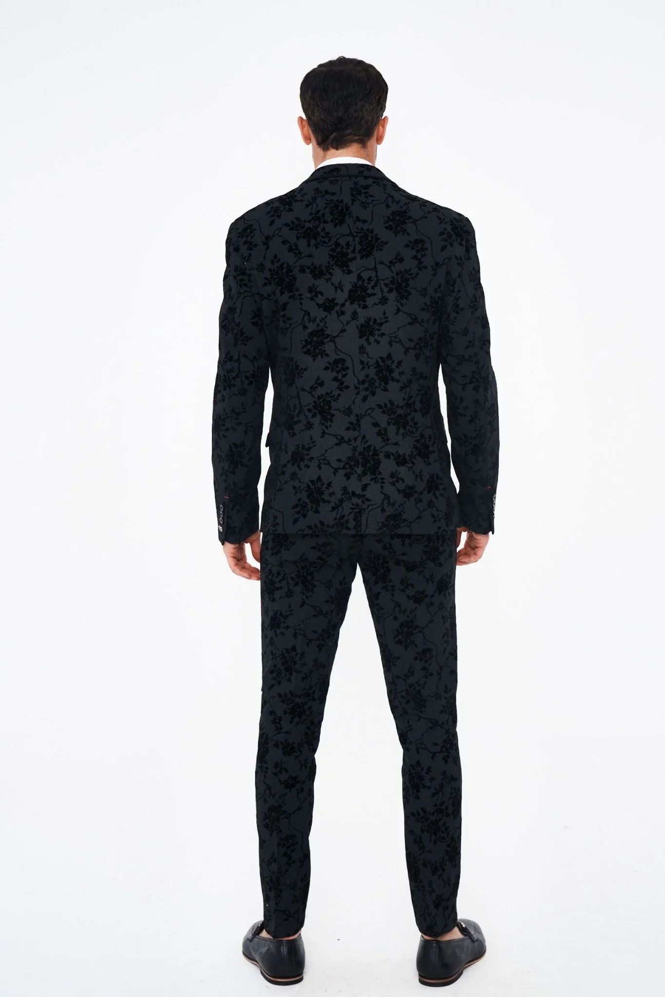 House of Cavani Georgi Floral Three Piece Suit - Image 5