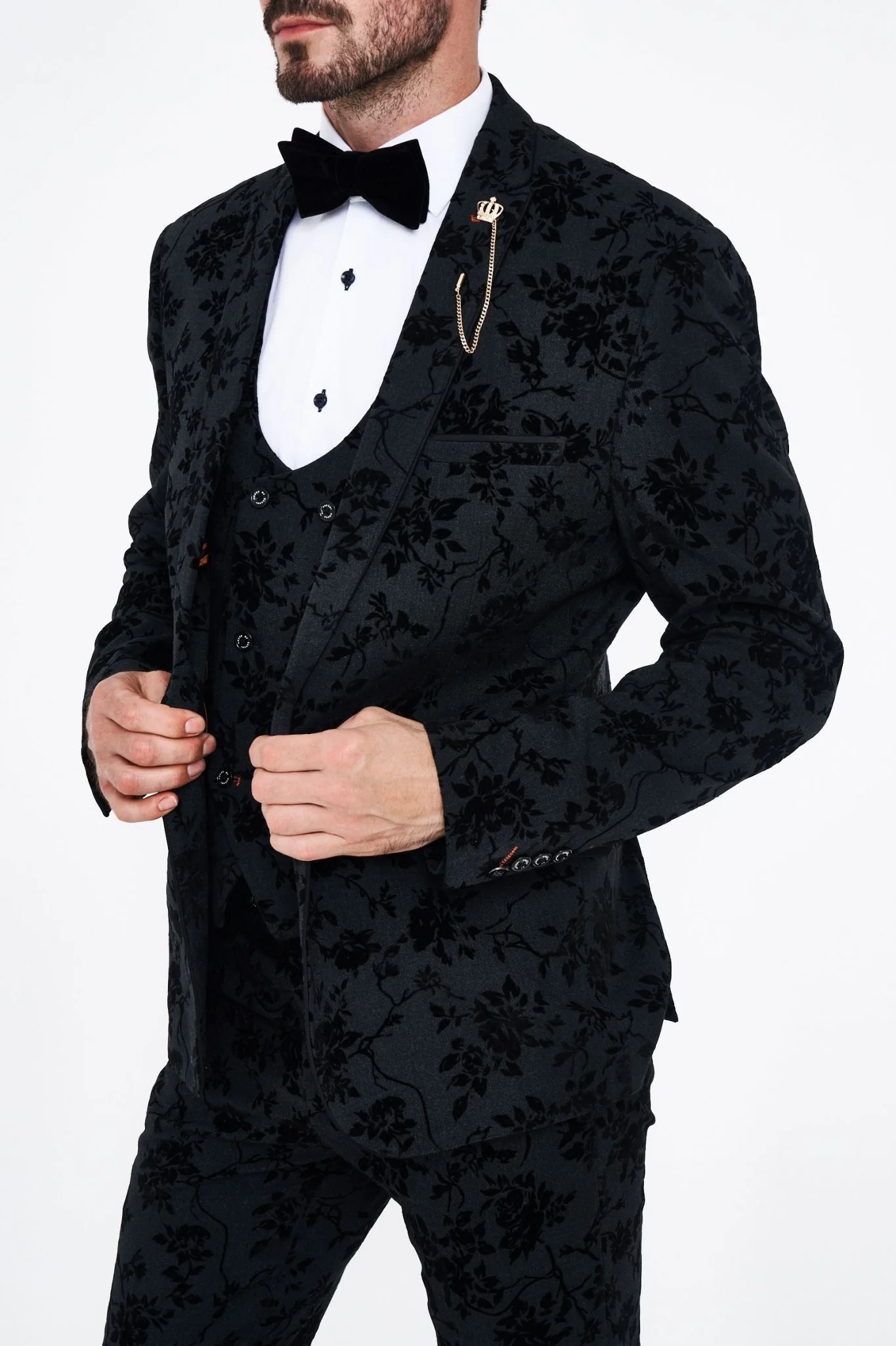 House of Cavani Georgi Floral Three Piece Suit - Image 7