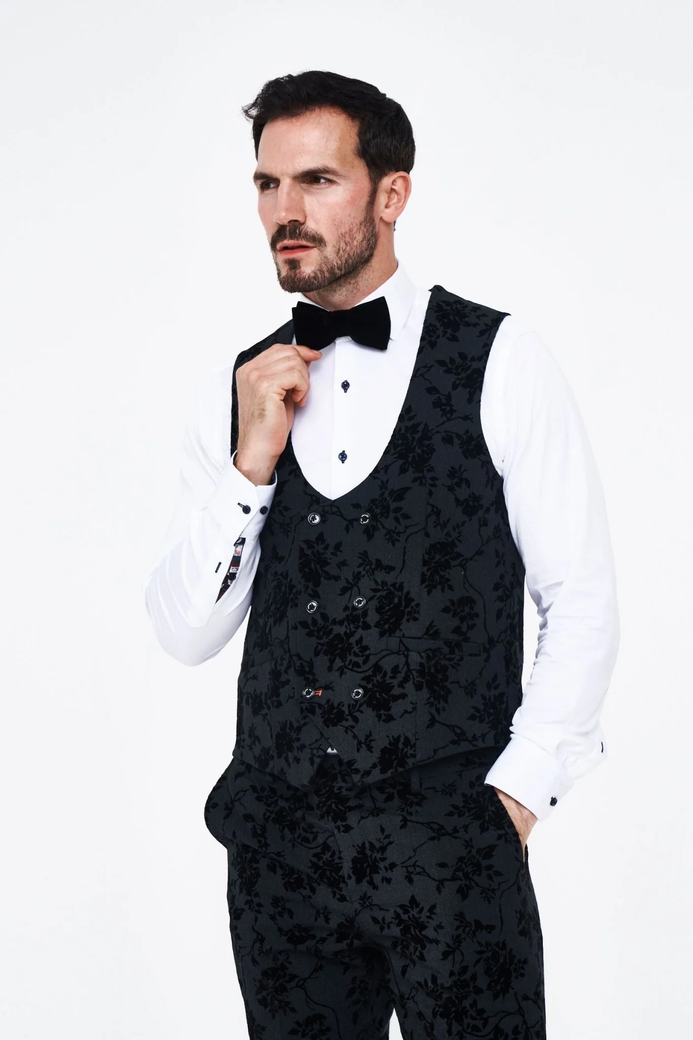 House of Cavani Georgi Floral Three Piece Suit - Image 8
