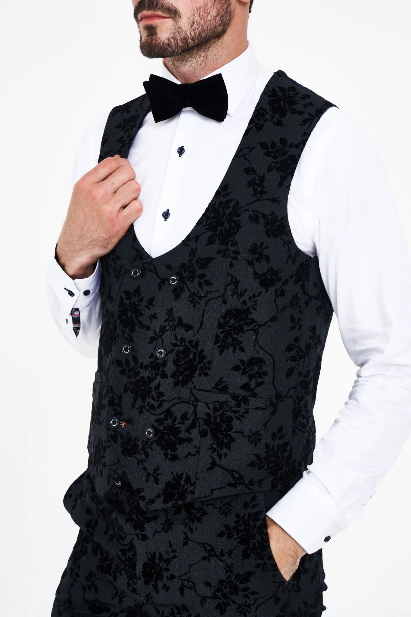 House of Cavani Georgi Floral Three Piece Suit - Image 9