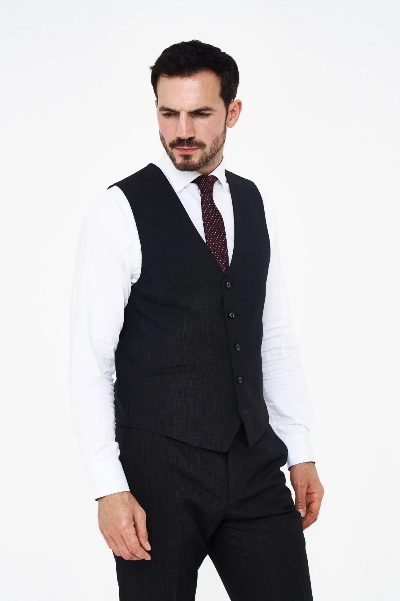 House of Cavani Seeba Graphite Regular Three Piece Suit - Image 6