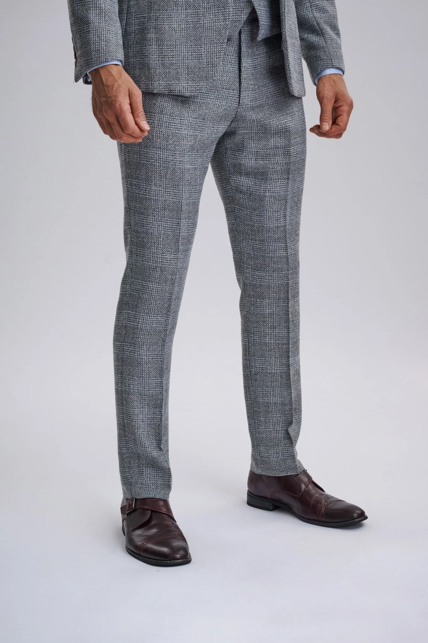 Kris - Silver Grey Tweed Three Piece Suit - Image 9