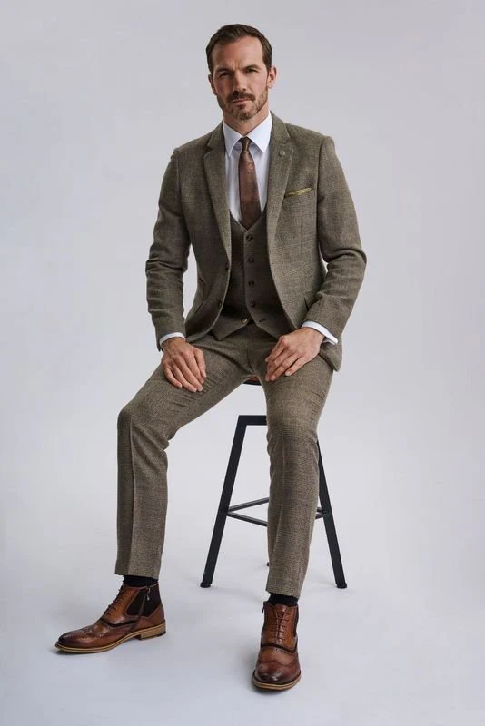 Kris - Tan Tweed Three Piece Suit - Image 5