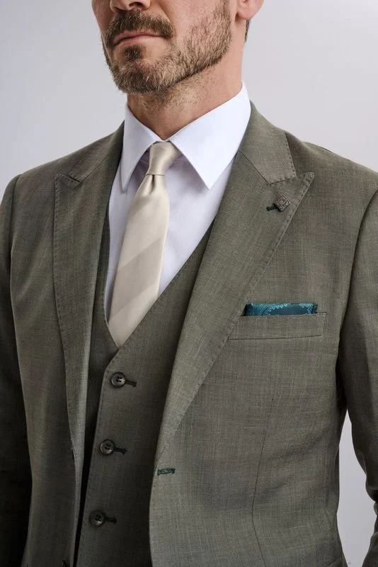 Kurt Sage Three Piece Suit - Image 5