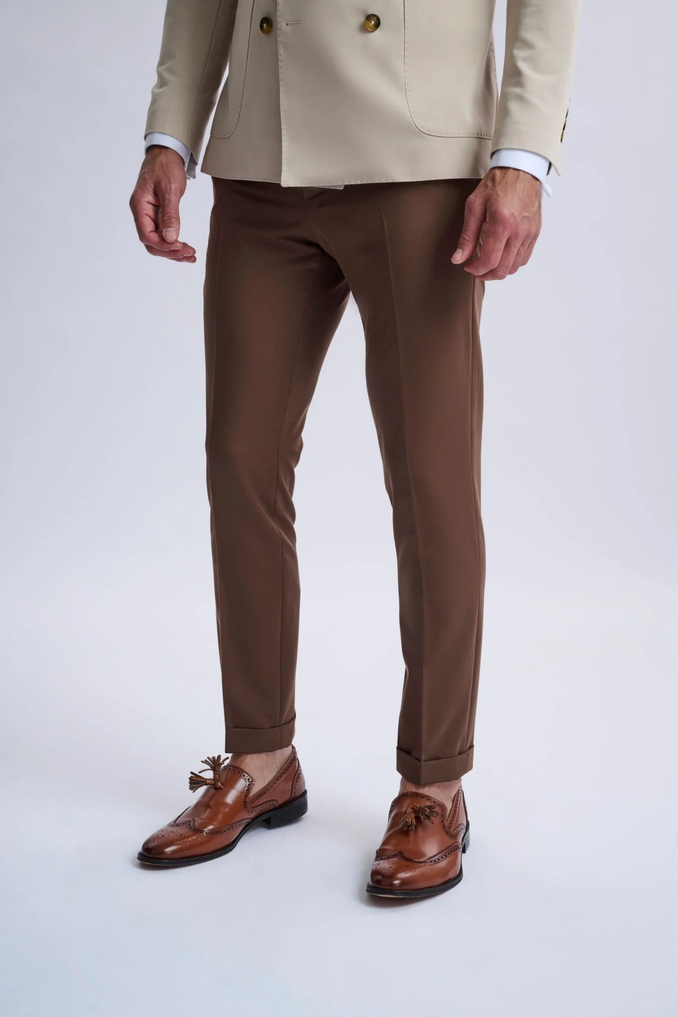 Leandro Fixed Double-Breasted Suit with Tobacco Trousers - Image 4
