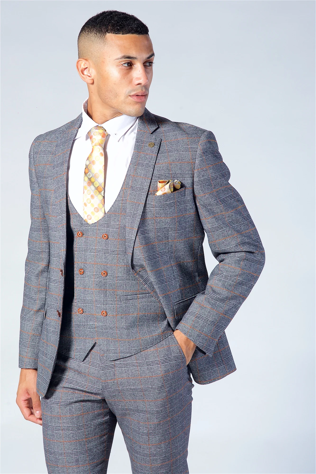 Marc Darcy Jenson Grey Check Suit Three Piece Suit. - Image 5