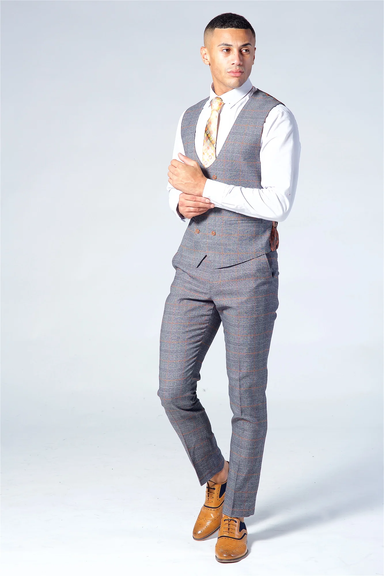 Marc Darcy Jenson Grey Check Suit Three Piece Suit. - Image 9