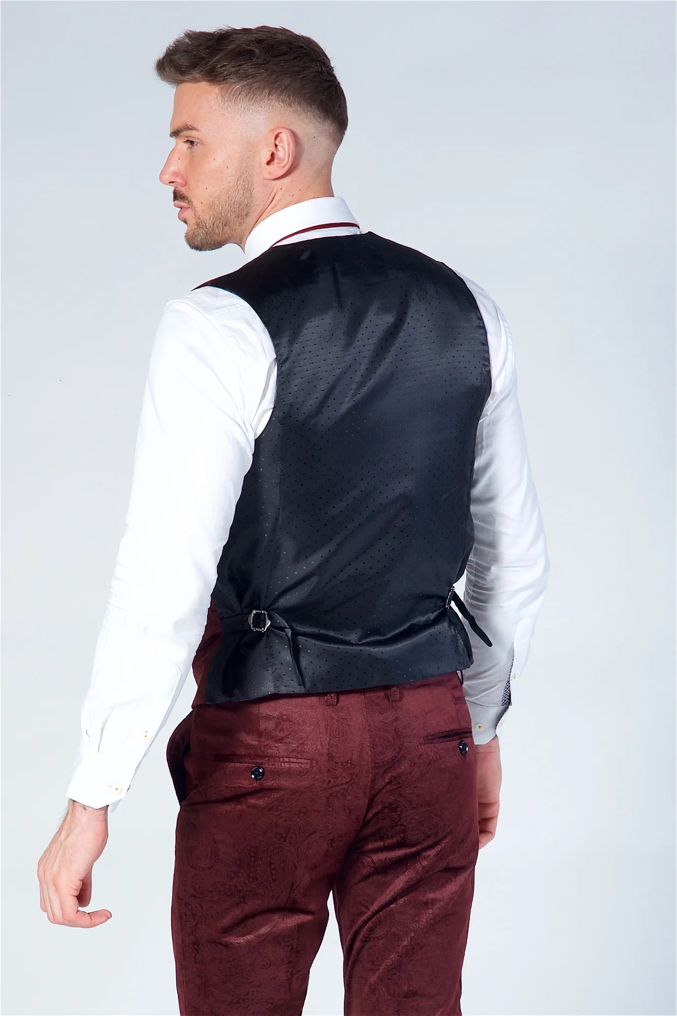 Marc Darcy Simon Wine Velvet Jacquard Waistcoat - Image 3