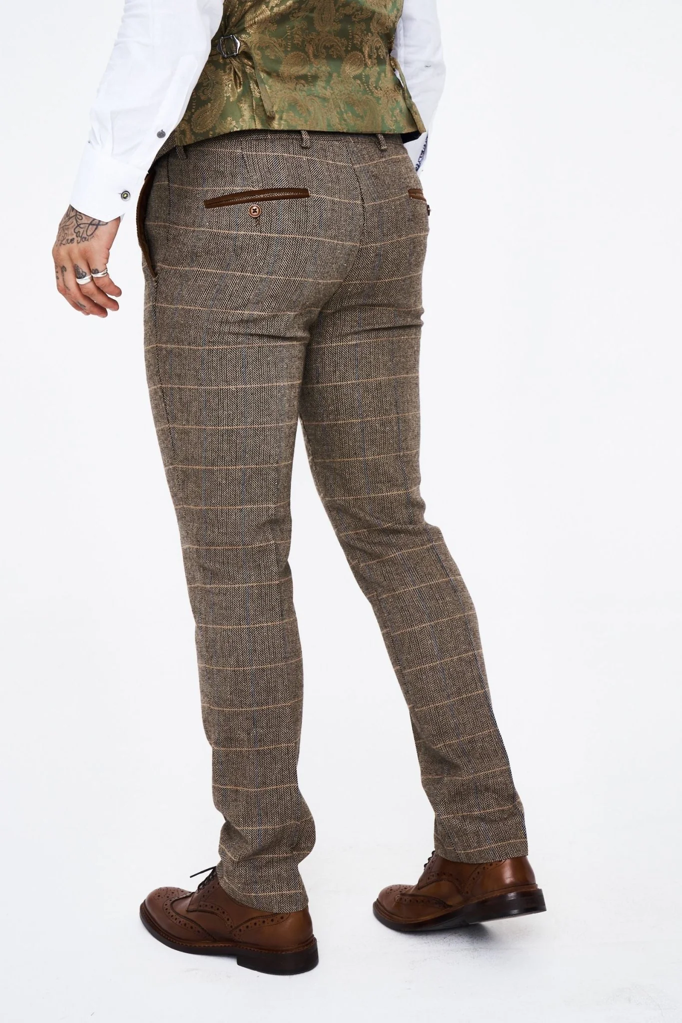 Marc Darcy Ted Tan Tweed Check Three piece Suit - Image 8