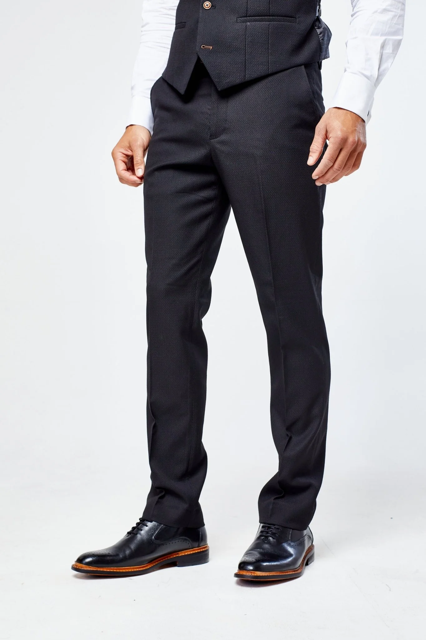 Max - Black Three Piece Suit with Contrast Buttons - Image 9