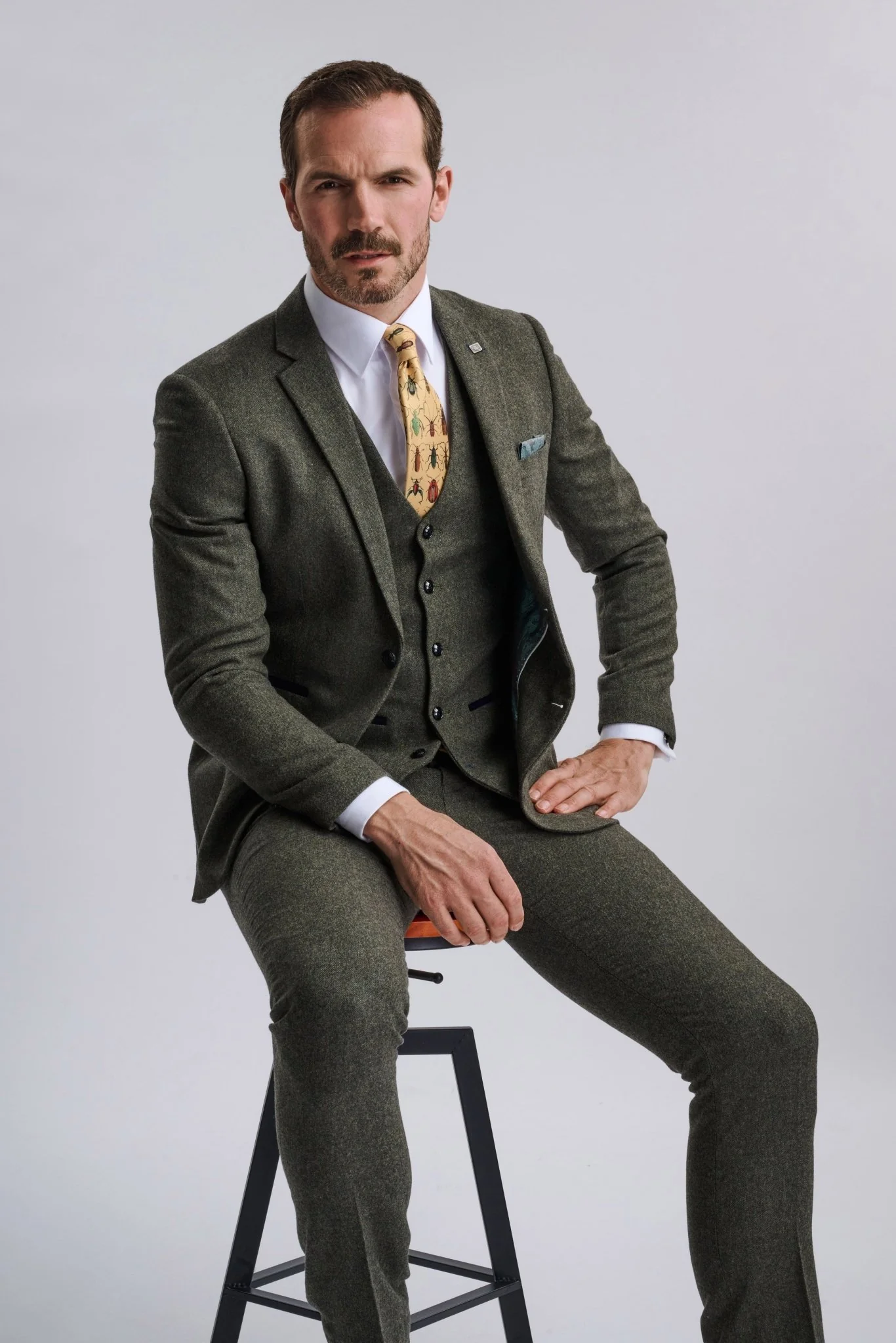 Oscar Green Tweed Three Piece Suit - Image 6