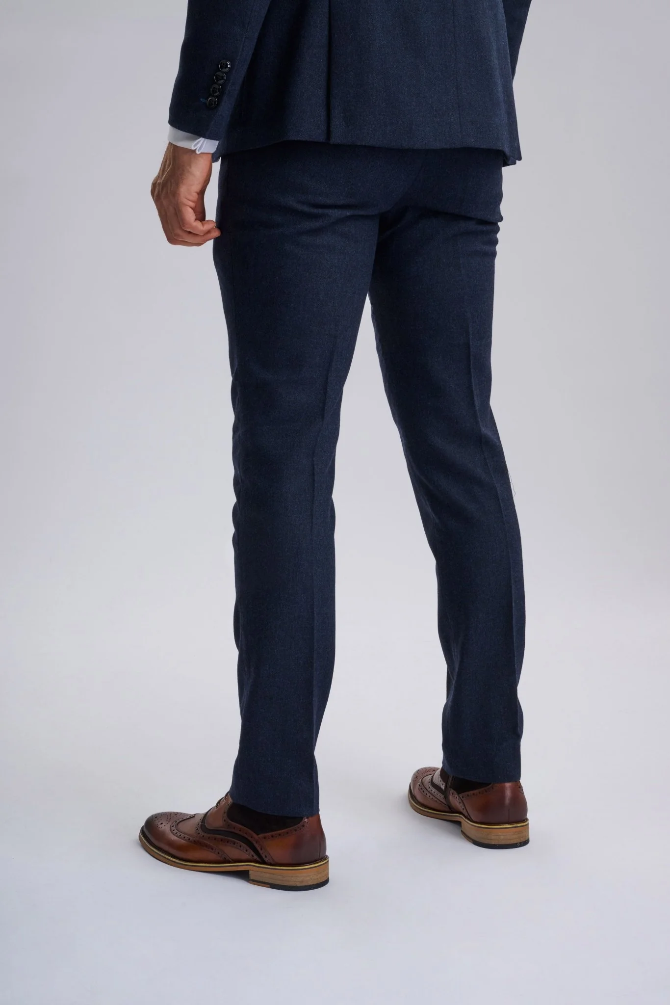 Oscar Navy Tweed Three Piece Suit - Image 6