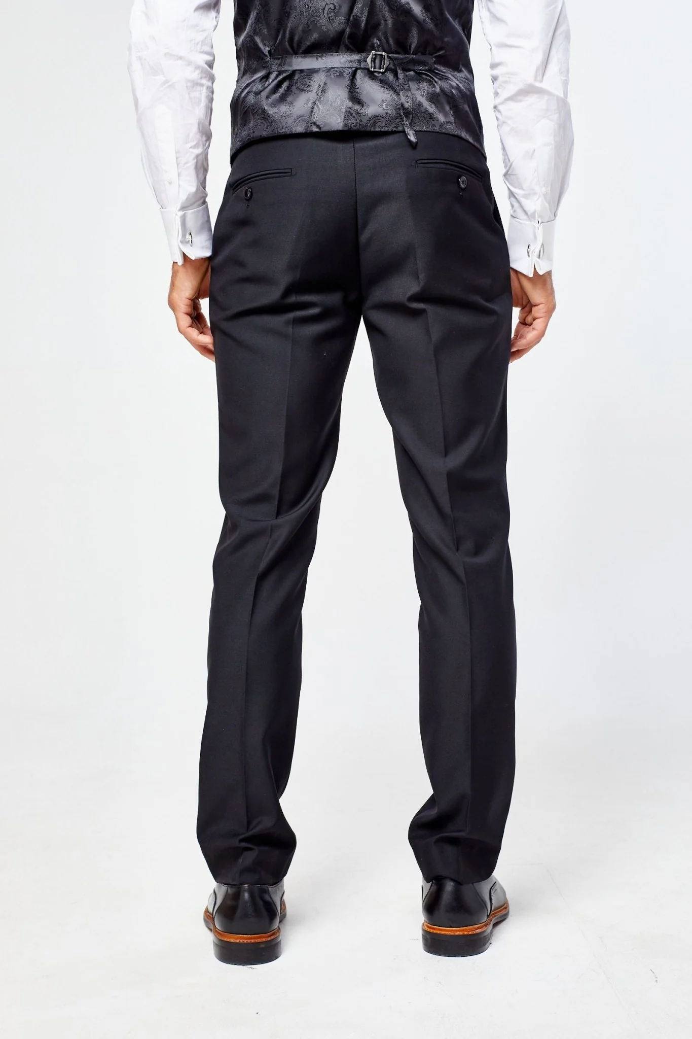 Parker Black Men's Three Piece Suit - Image 11