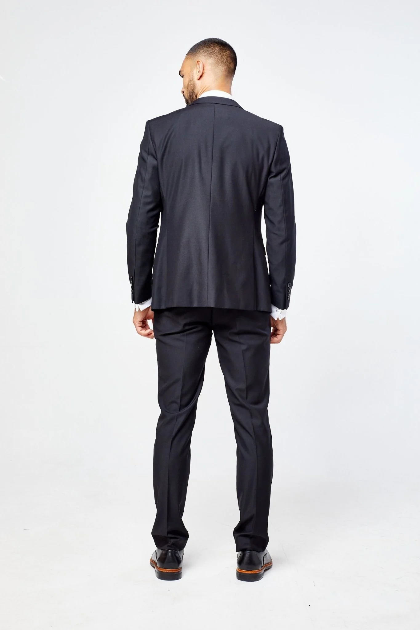 Parker Black Men's Three Piece Suit - Image 2
