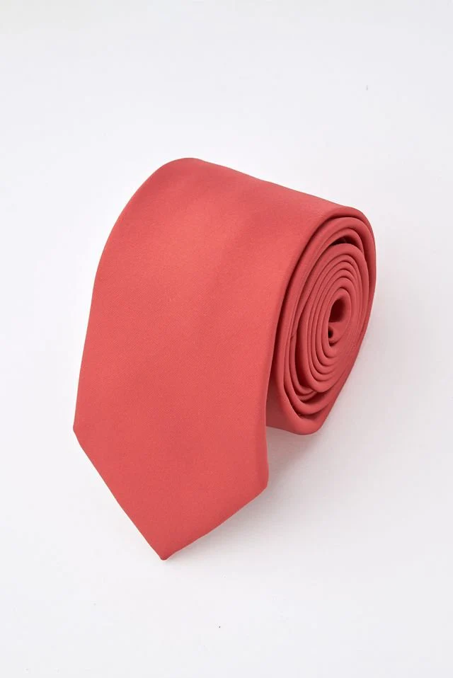 Red Classic Tie Set with Tie Bar & Cufflinks - Image 3