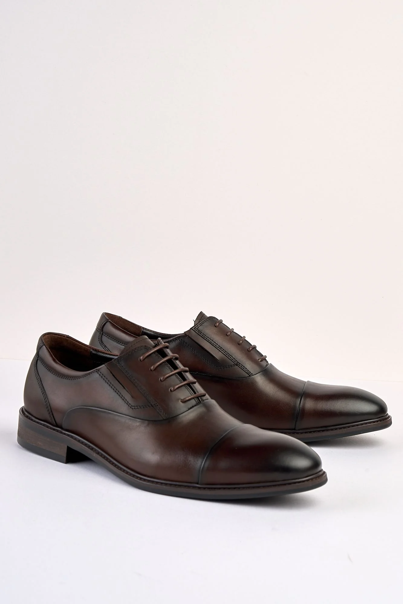 Regal Brown Laced Shoe - Image 5