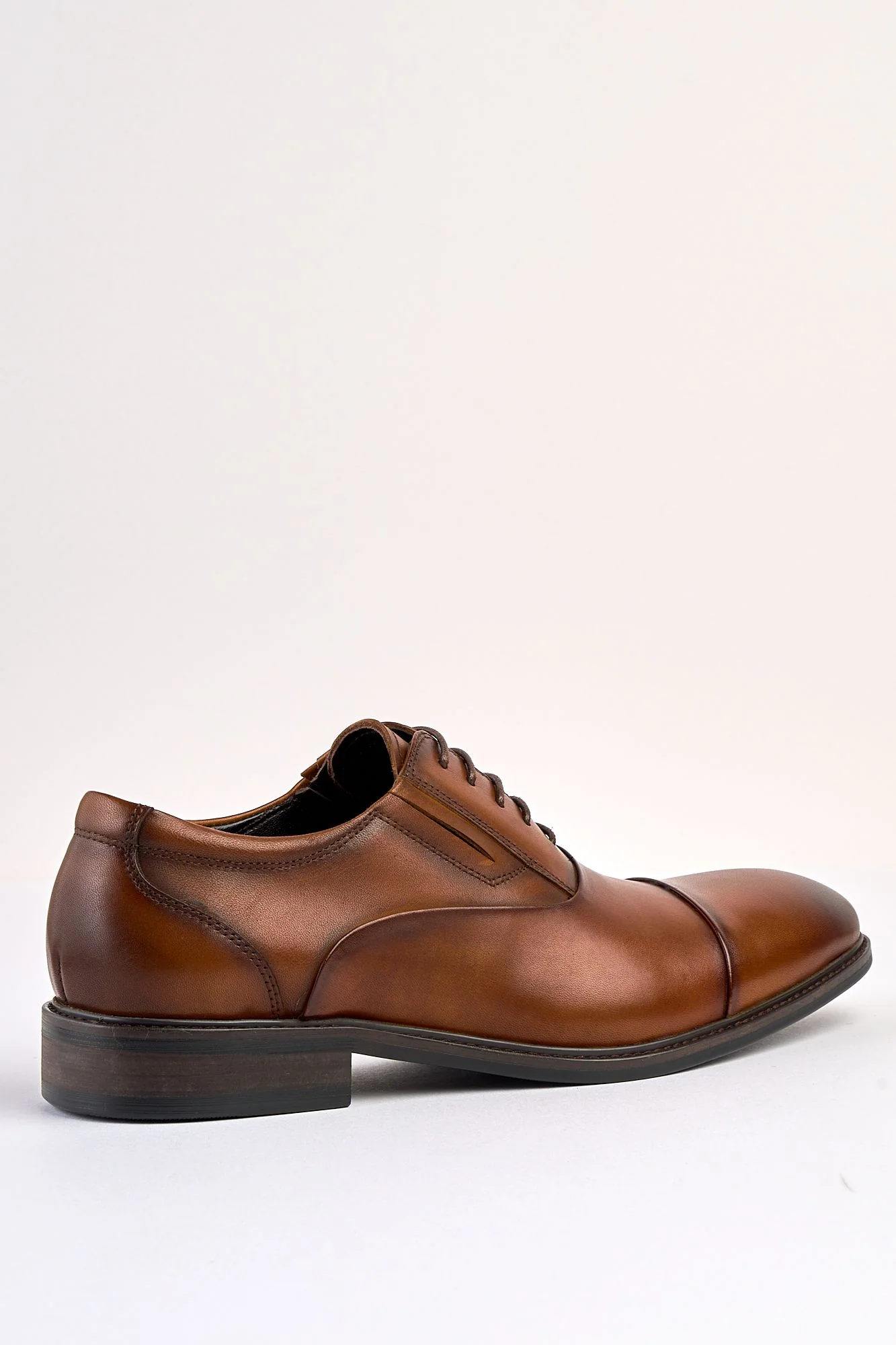Regal Tan Laced Shoe - Image 4