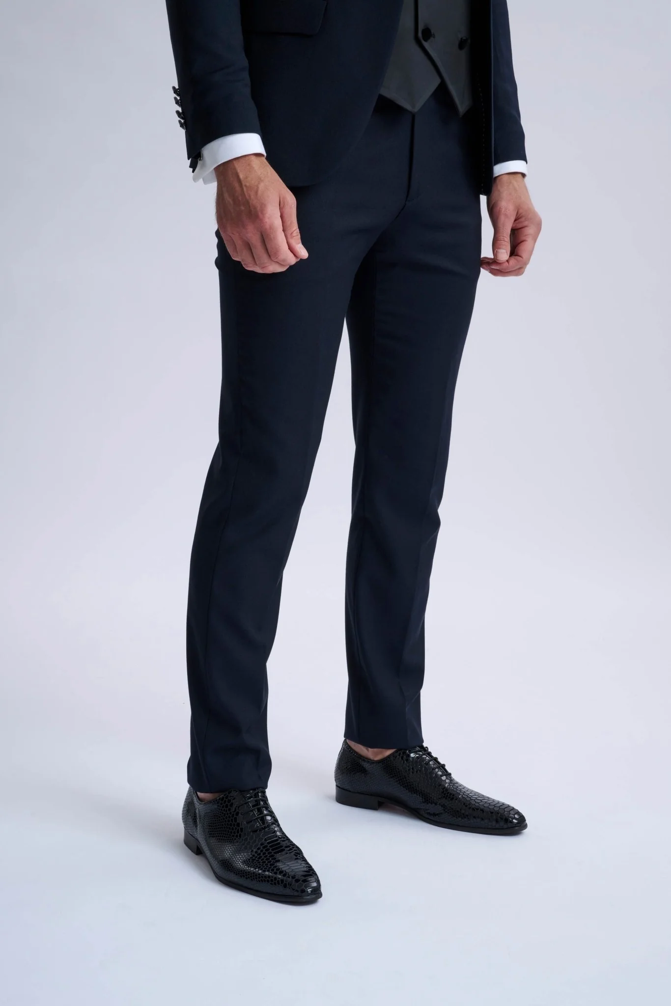 Poletto 3 Piece Navy Tuxedo - Image 5
